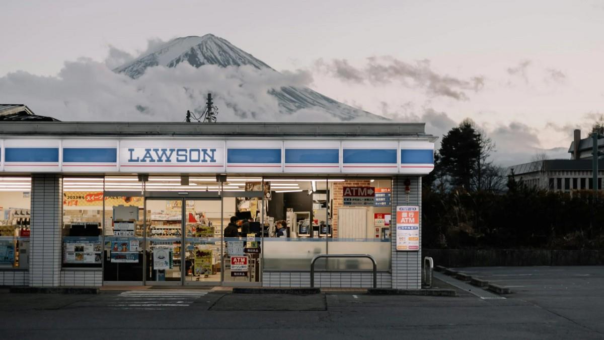 日超商請來「炒菜機器人」 2分半出餐14道 菜色、價目曝光
