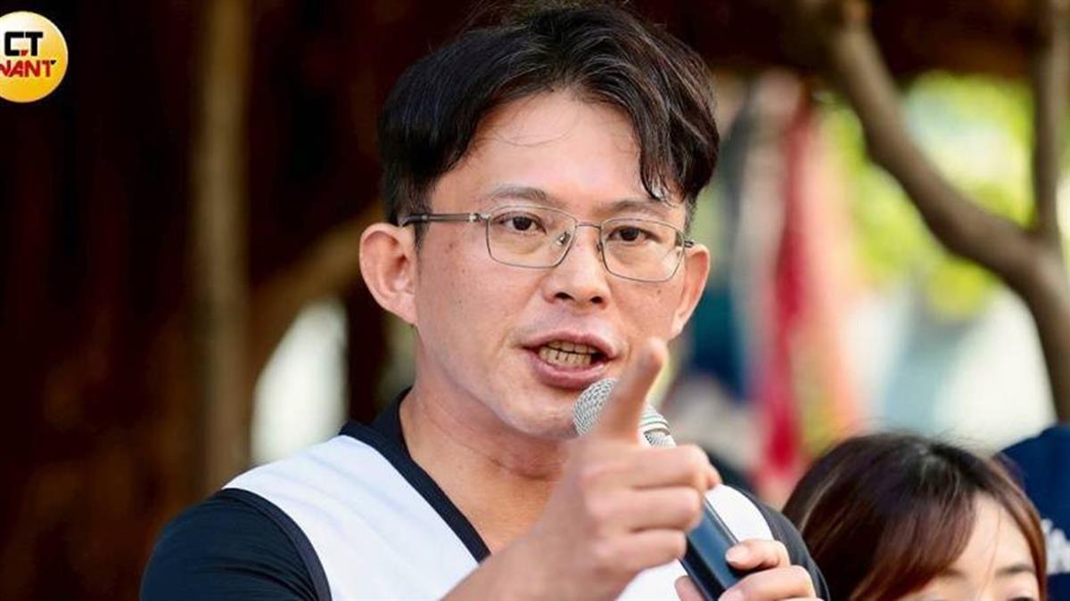 「國策顧問」開公司 得標106億軍購案 黃國昌批：毫不遮掩行徑囂張