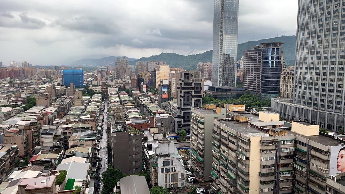 預售屋買氣腰斬 房價未鬆動？ 房仲示警「3大風險」