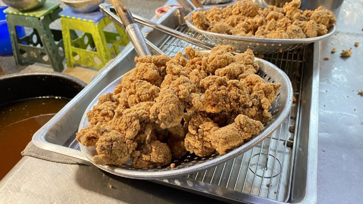 家裡賣鹹酥雞！ 26歲壯男胸悶心梗 醫見心電圖：全塞住了