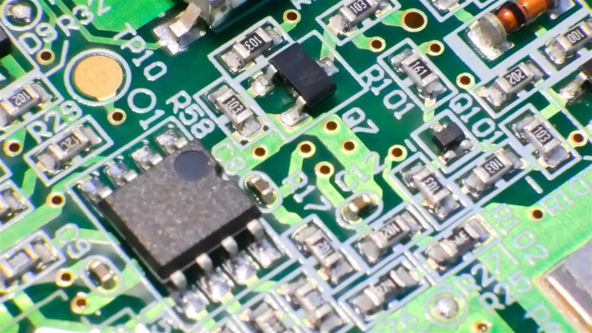 集邦估「1產業」下半年旺季不旺：台廠產能剩6成