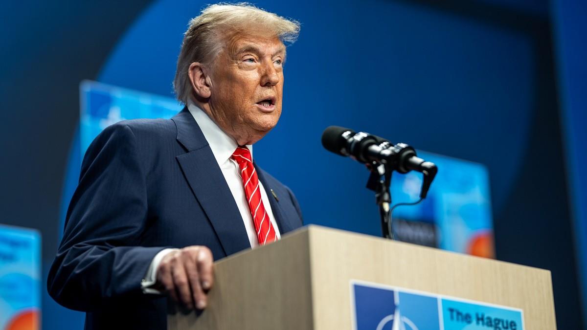 川普爆「要投資3000億美元」 台積電ADR慘摔近3%