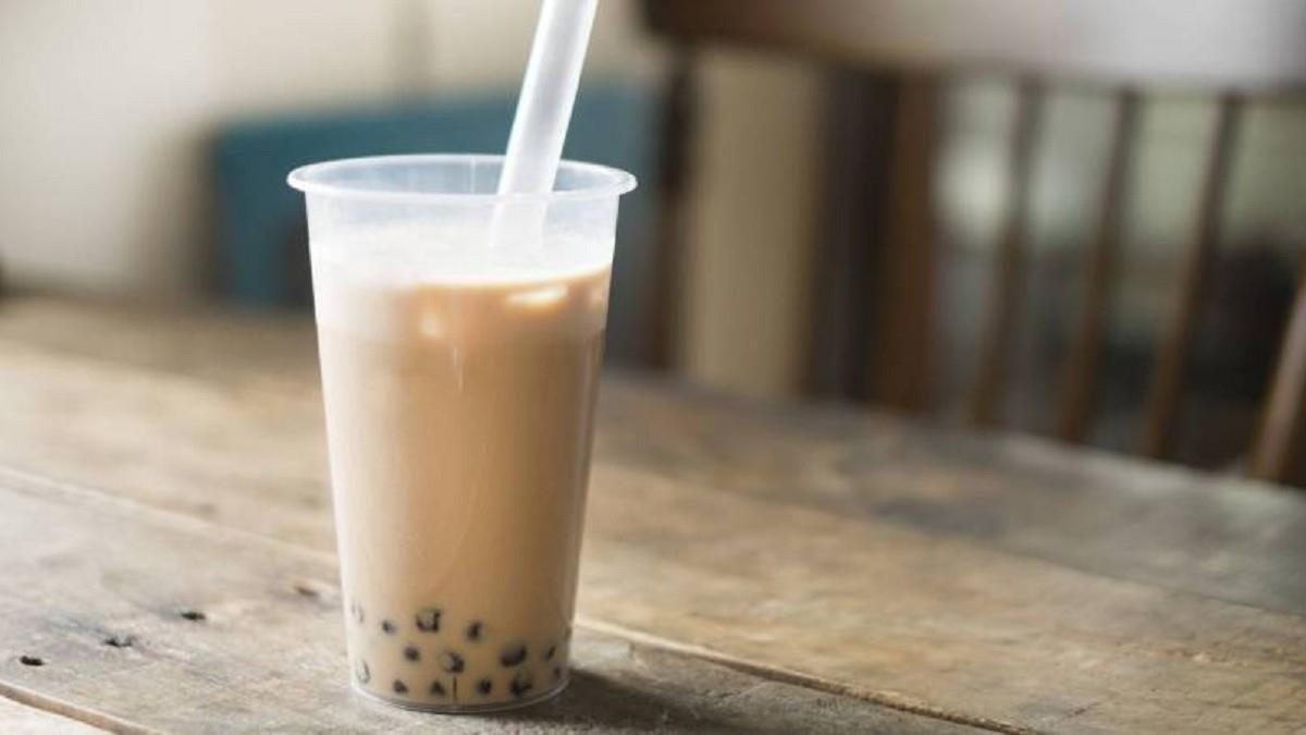 老闆叮嚀「千萬別送給客人」！ 店員講不聽慘吞1星負評：不敢了