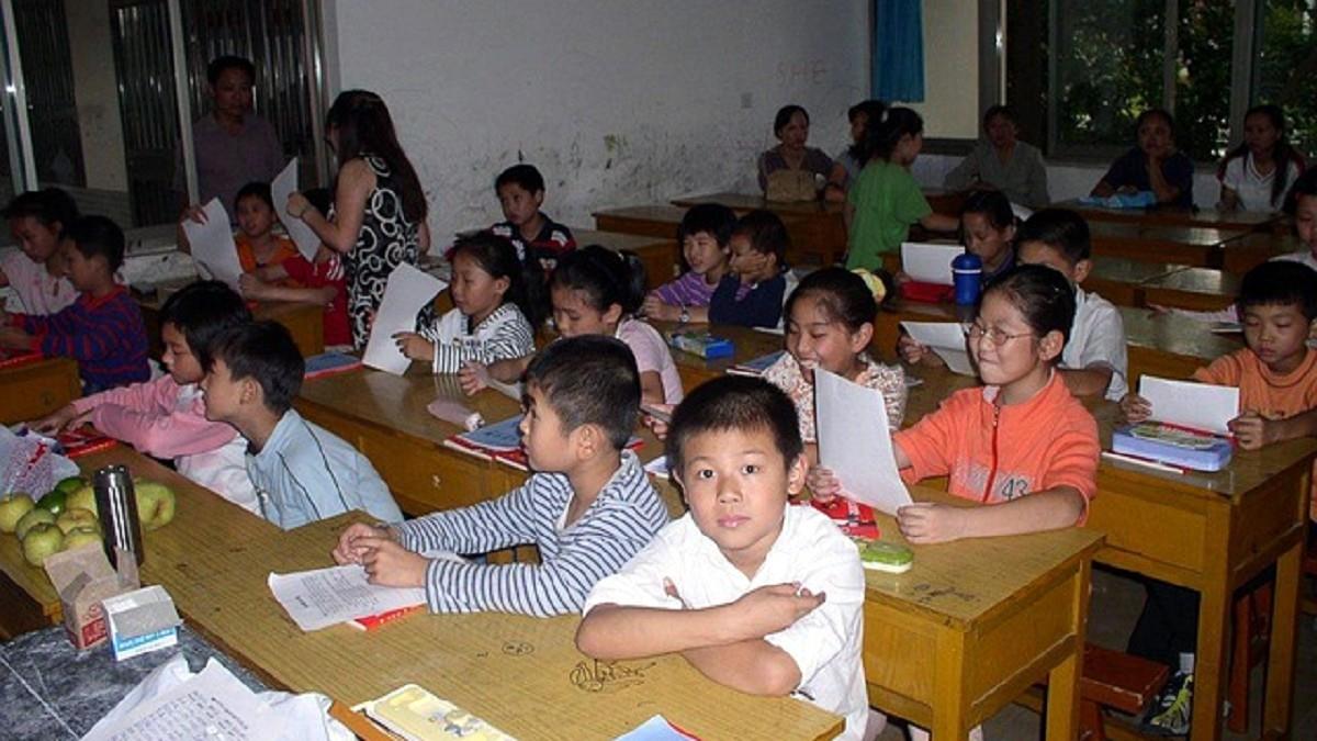 上班10hr沒時間休息！ 妹子「1打20」月領29500 第一天上班就離職