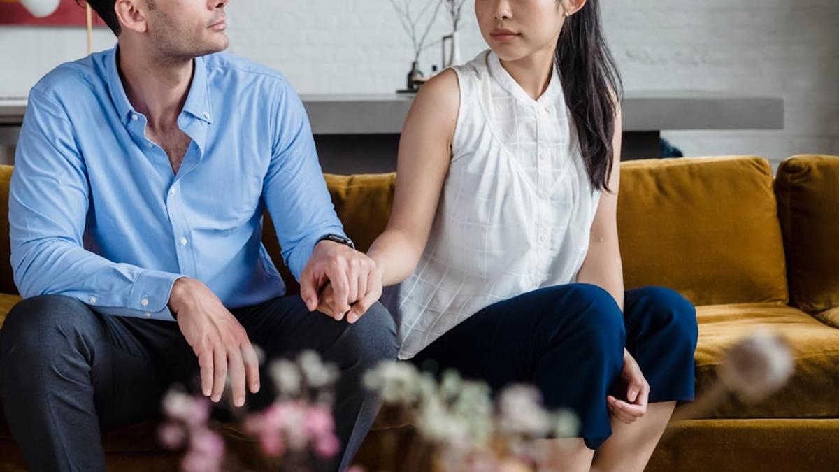 女友想同居省房租「他曝2顧忌」 網搖頭：乾脆單身