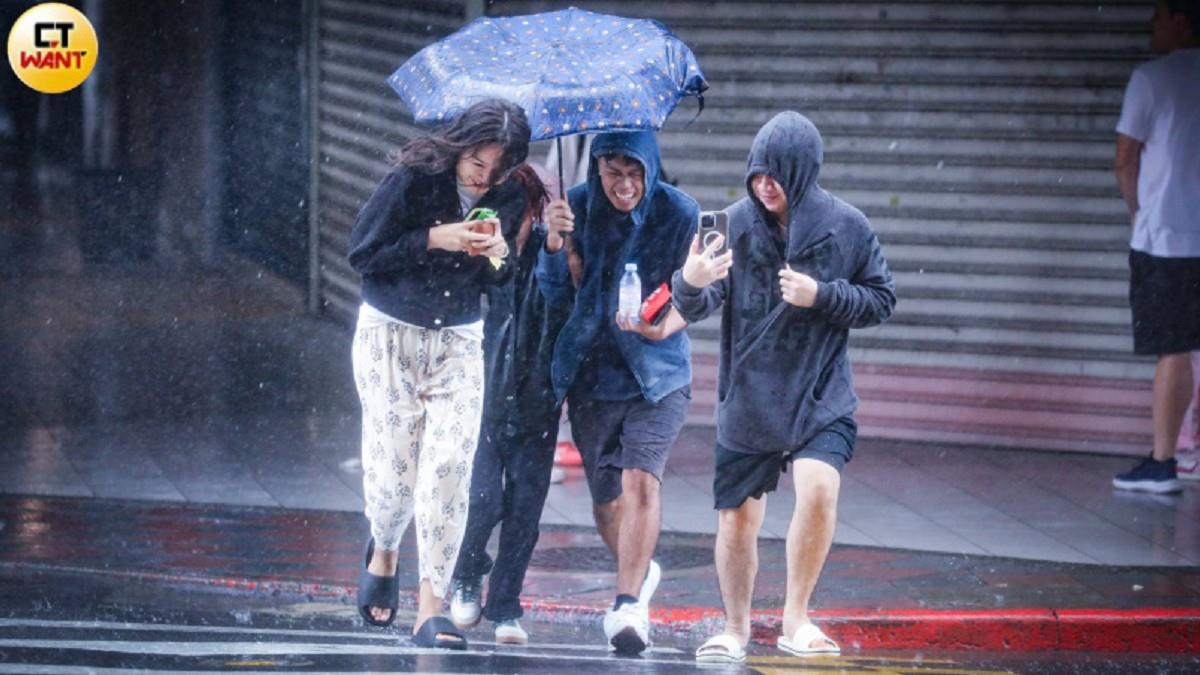 楊柳逼近！彰化縣正常上班課 王惠美臉書灌爆「咕嚕咕嚕」