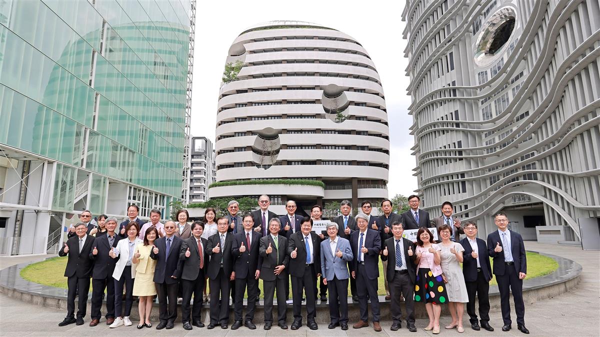 全球大學排名出爐！「1私校」狠甩清交成大 畢業起薪就有6萬6