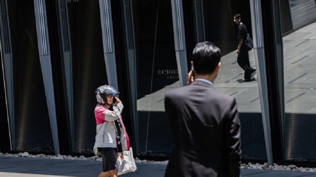 國人年均所得續創高！ 30歲以下55.9萬元、45至54歲最有錢