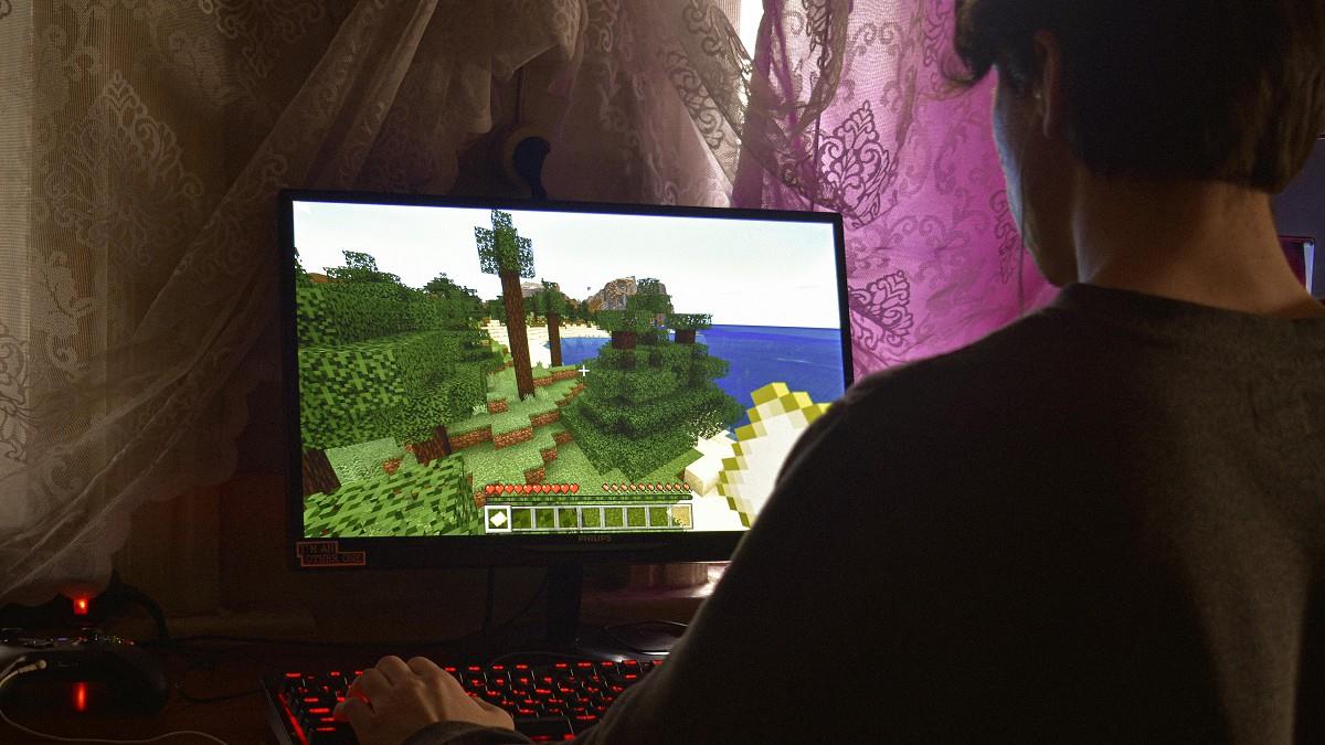 「電競勸退班」22天學費逾4萬元！ 網癮少年上1天哭求要回家