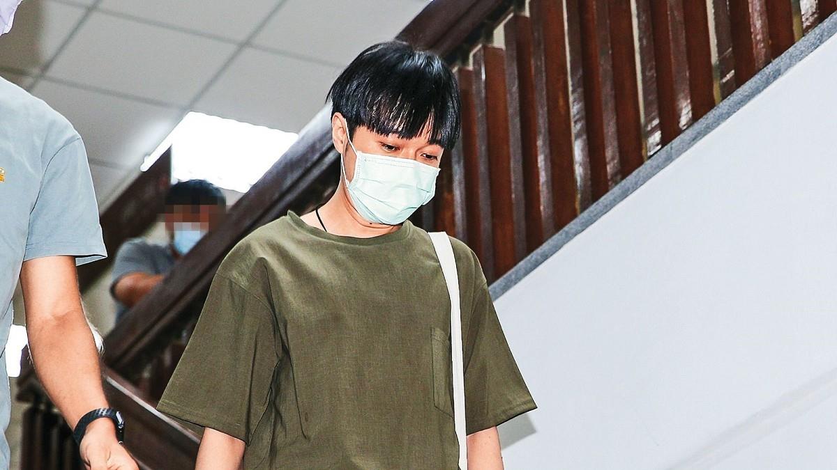 蘇打綠控經紀人「侵吞4.7億」 青峰萌退意曝失聲原因