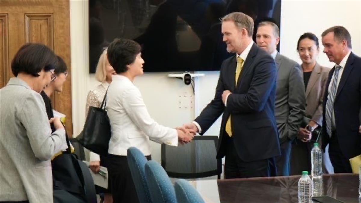 赴美談判沒碰面「僅酒店視訊」？ 政院po照打臉：不實指控