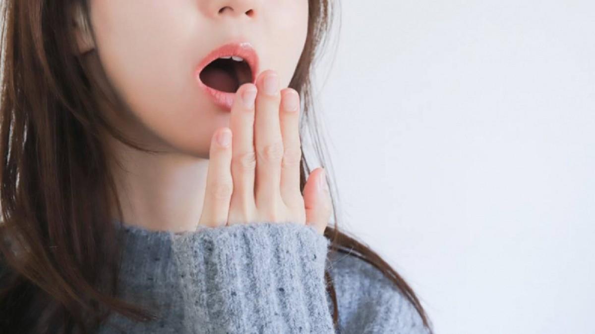 打哈欠不只是想睡覺！ 醫曝身體警訊：恐「4大疾病」徵兆