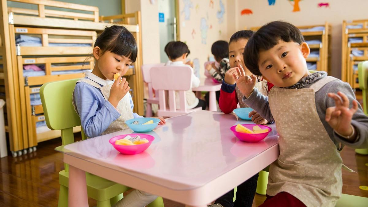 幼兒園1天85元「爽吃龍蝦鮑魚」 園長自豪有9廚師：菜色不重複