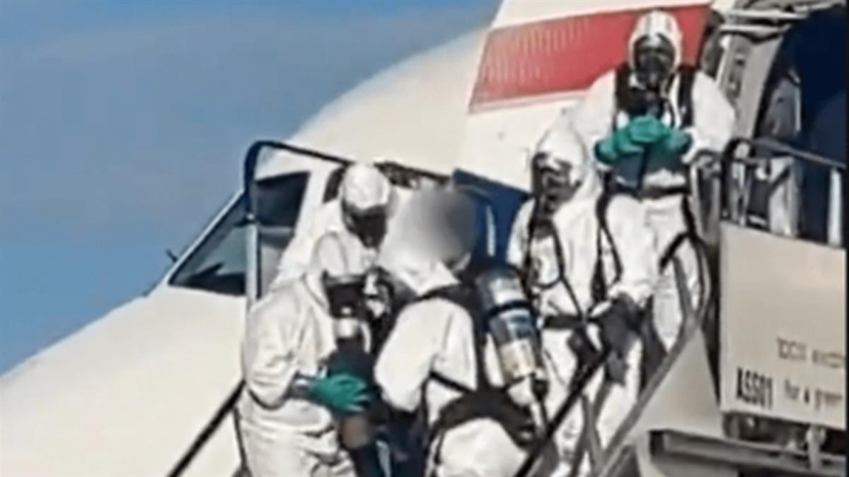 英航離奇事故曝光！乘客集體不適急轉降 救護員「穿防護衣」登機