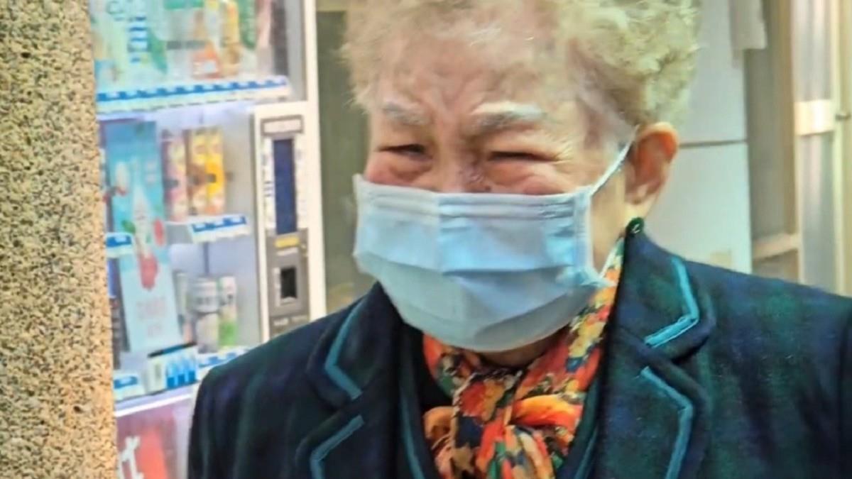 柯媽聞柯文哲7千萬交保 哽咽落淚：心裡很艱苦