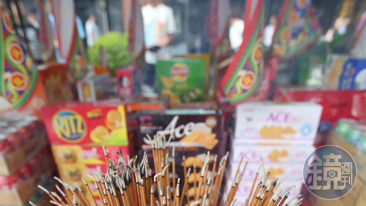 被好兄弟吸光？ 普渡供品一拜就壞 營養師揭關鍵因素