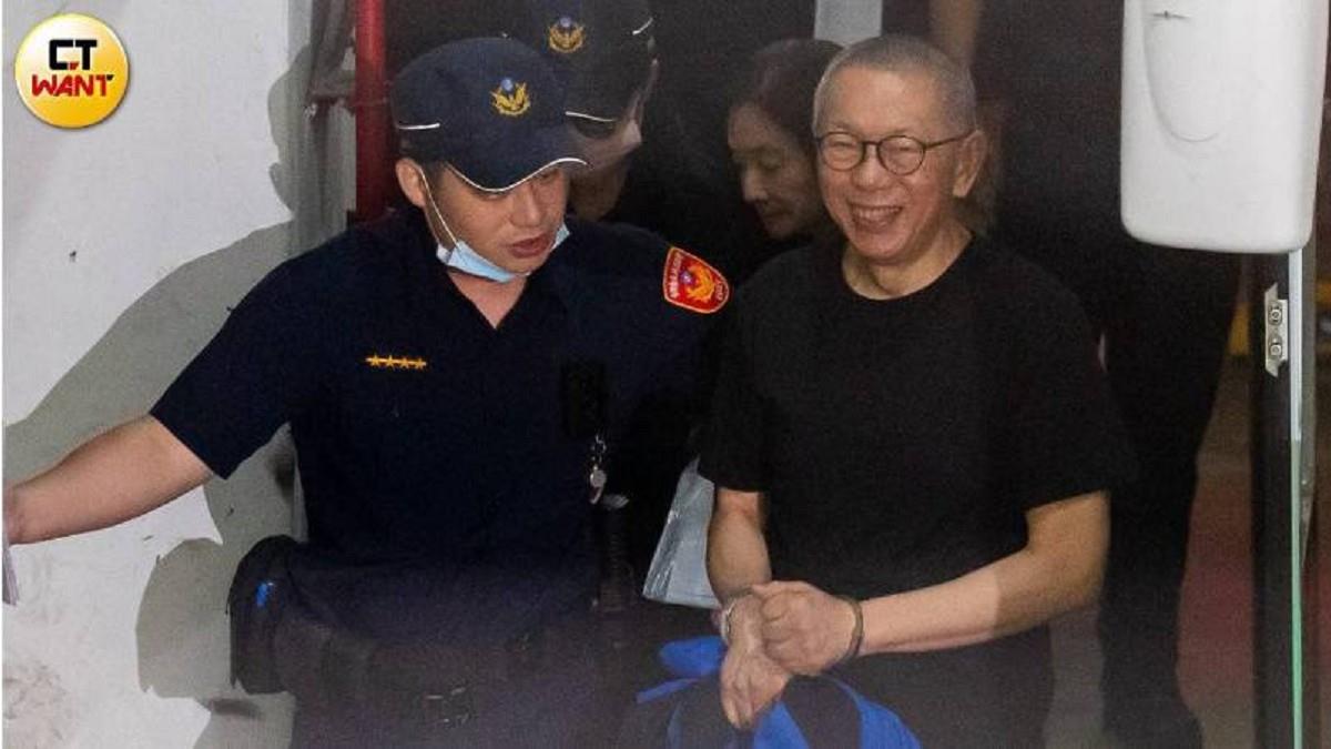 柯文哲走出土星流年！ 命理師曝「1時點」：將迎來新突破