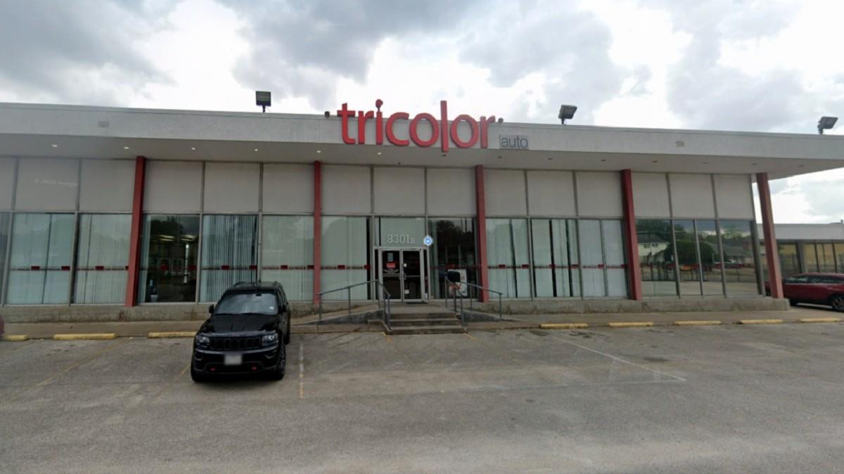 知名二手車商驚傳破產！分店全停工 9成員工慘放無薪假