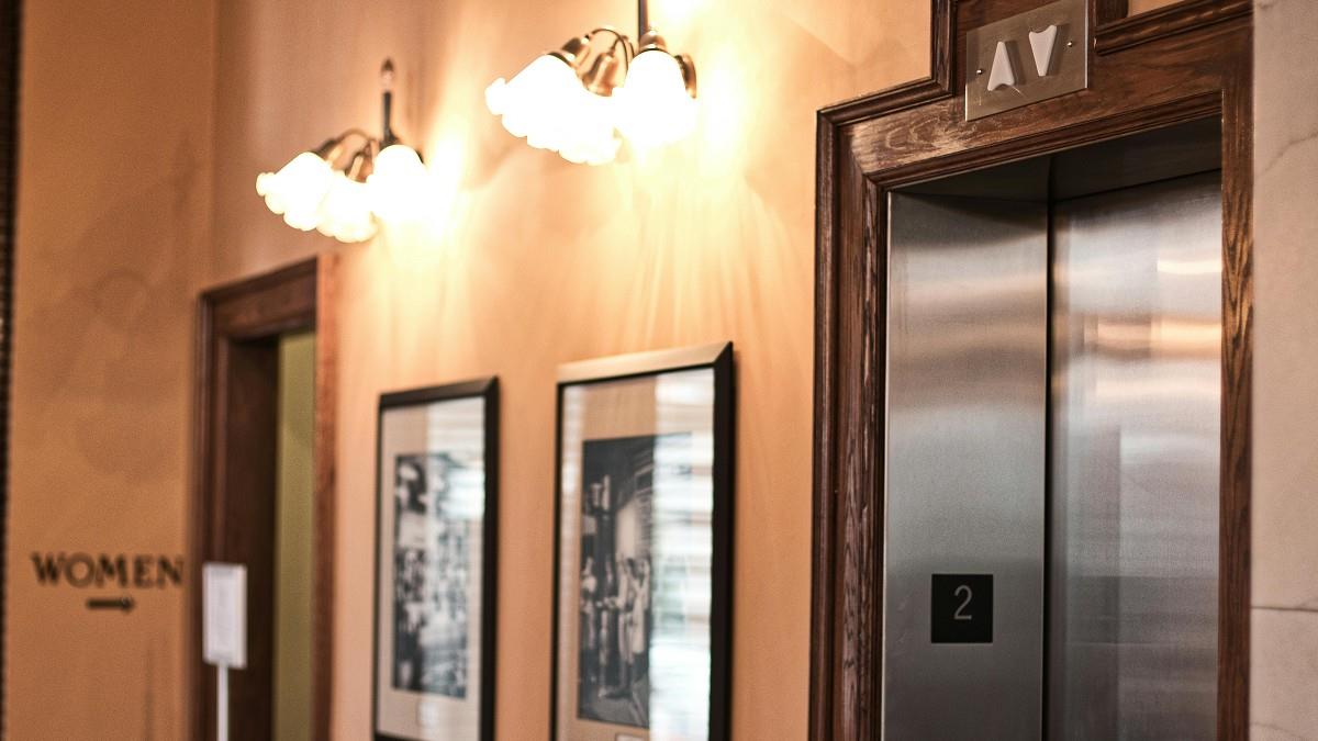 數學不好回不了家？ 「古怪電梯」遭吐槽 業者：入住前會培訓