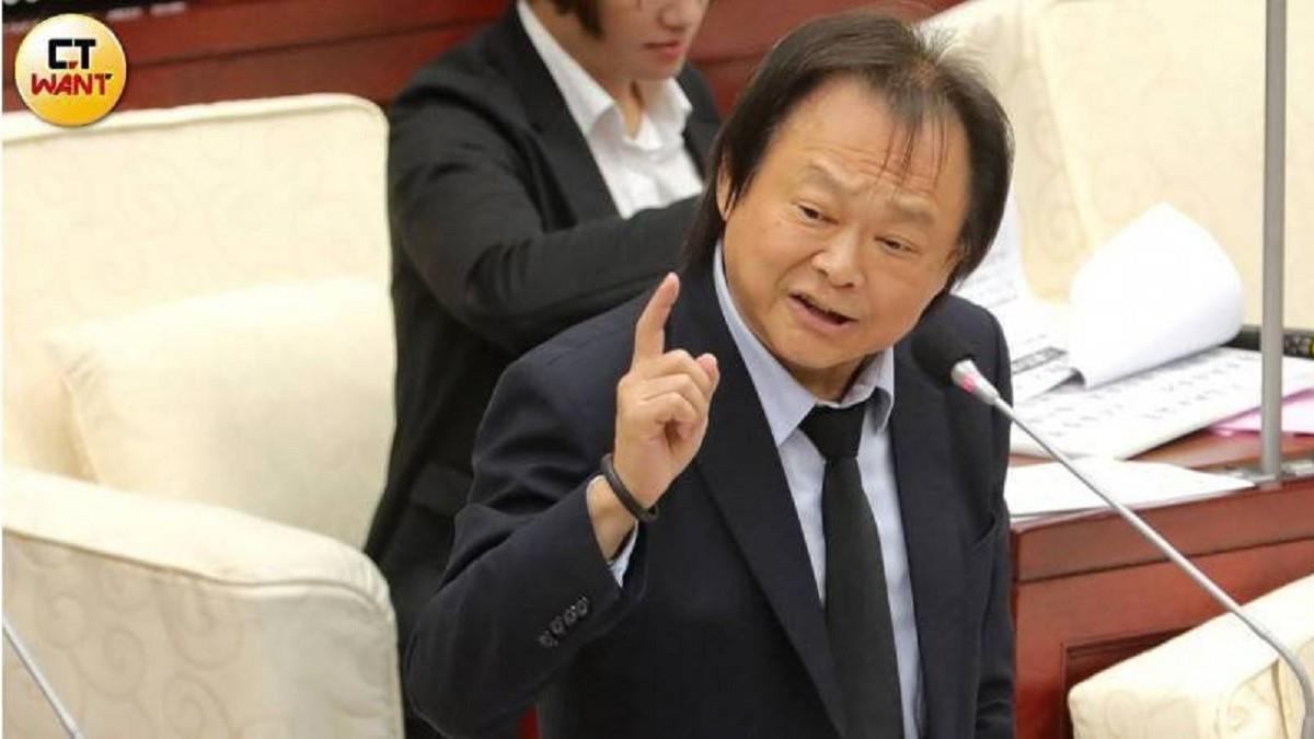 徐國勇稱「台灣沒有光復節」 王世堅讚：說的非常好