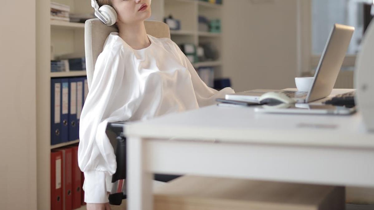 同事這樣做狂放9天假 他傻眼「怎麼那麼敢」？ 網反譏：是你太奴