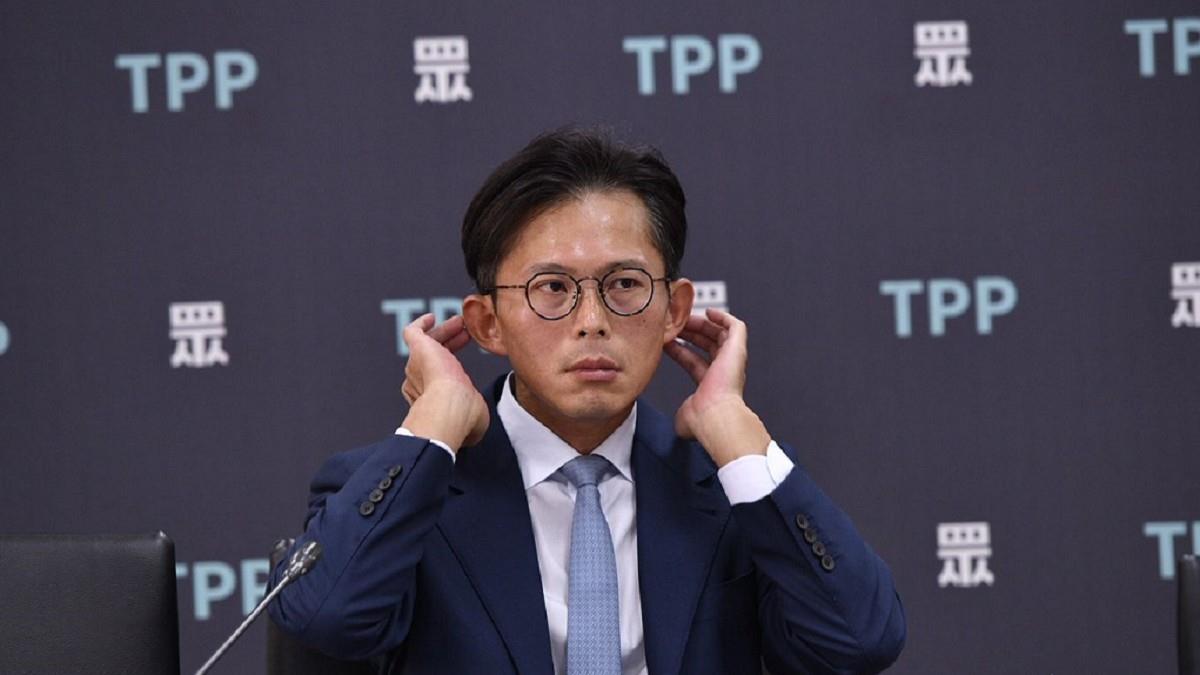 捲黃國昌狗仔偷拍集團！《菱傳媒》新股東怒：即日起結束經營