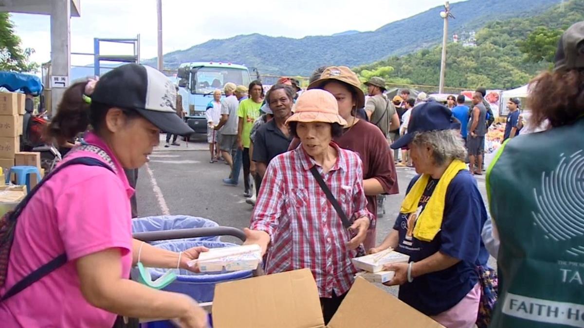 普發1萬改賑災？ 網兩派戰翻 號召者被抓包「說法不一致」