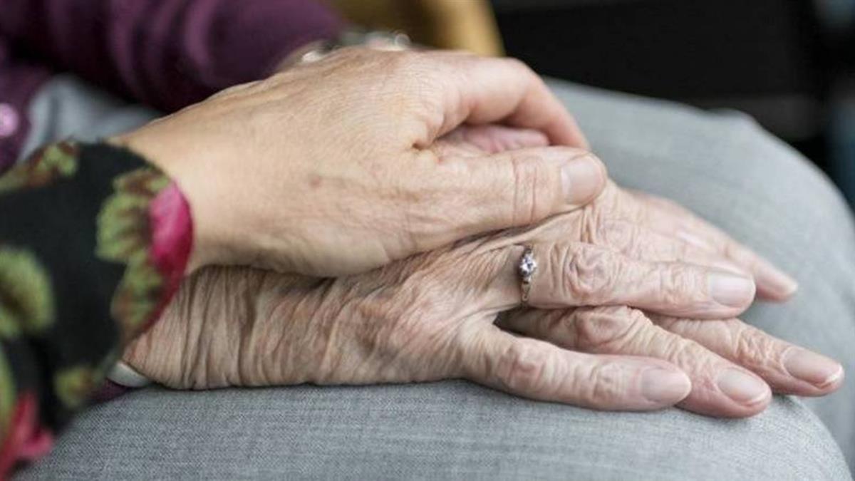 每月扣款破萬！ 兒查老母手機揭「驚人陷阱」 很多長輩都中招