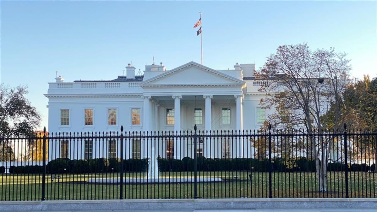白宮宣布美政府「午夜關門」！ 每天要燒122億 75萬人被迫休假