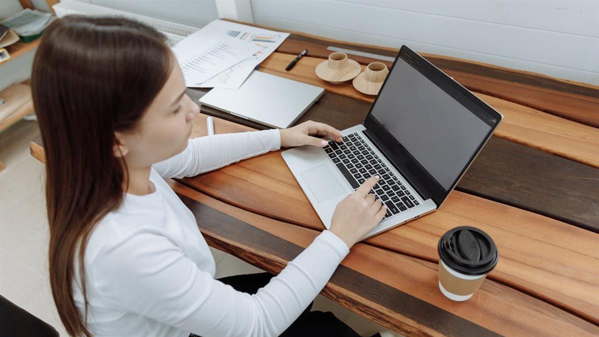 不加班拒打雜、不忍無理飆罵！ 00後3招整頓職場 老鳥驚呆