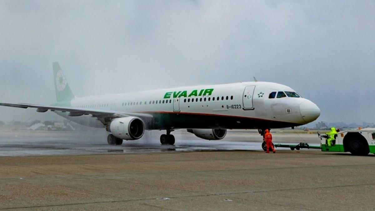 空服員哀求「救護車」座艙長冷回要自費 學妹不忍全說了