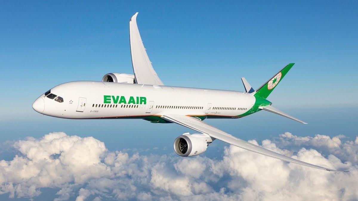 座艙長挨批「做戲做全套」 家屬痛斥：妳有任何擔當？