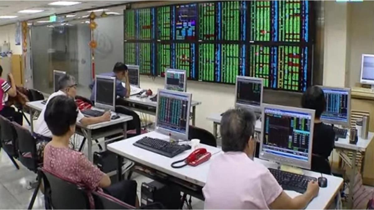 只剩台積全GG！台股震殺700點 專家：今天這根要小心