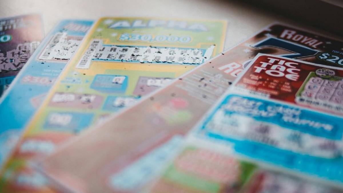 4.6兆分之一機率！ 天選之人「同號碼中兩地」爽抱4299萬大獎