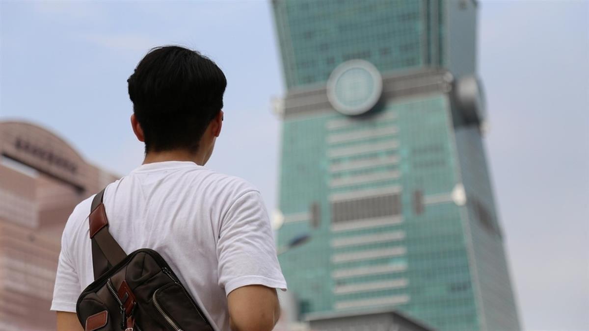 普發1萬用途調查曝！ 3成想買股  41%去旅遊