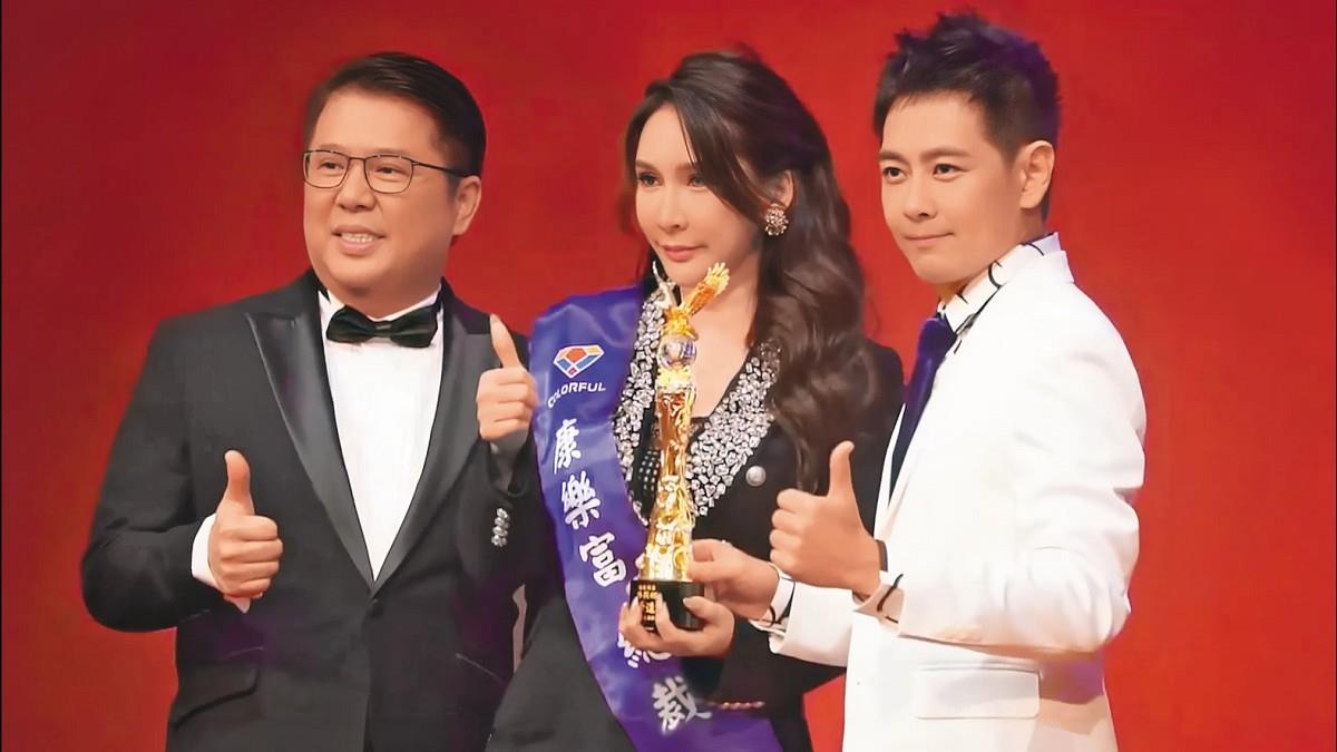 連千毅「小四」轉生生技董座情婦 幫洗錢6億