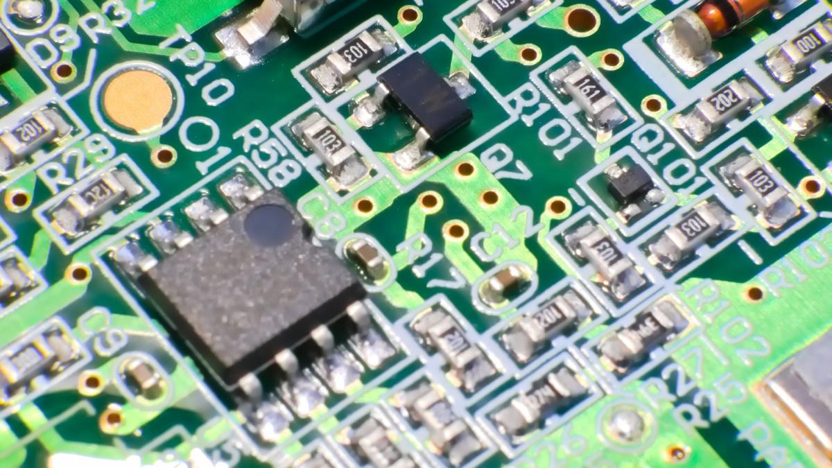 MLCC兩極化加劇！ 集邦示警：Q4旺季恐不旺