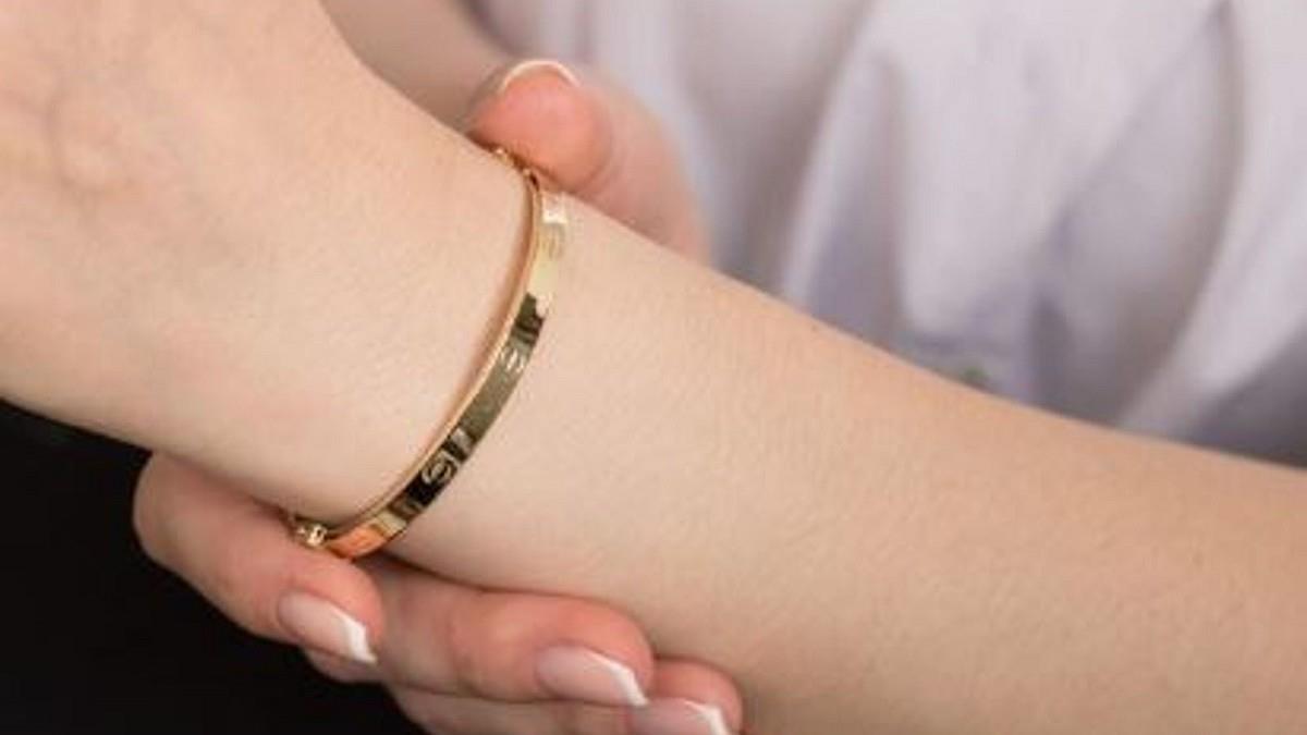 免費幫洗金手鐲！她戴回手上「少5克」驚人手法曝光