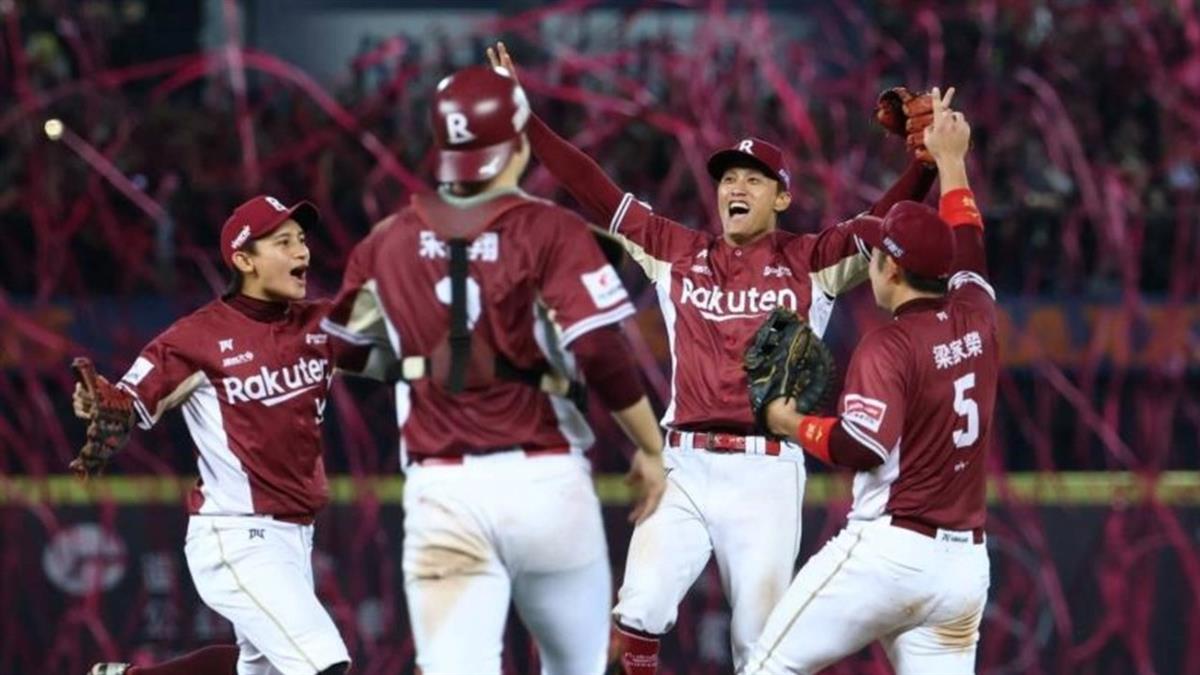 賀樂天桃猿封王！ 7-11限時5天優惠 可樂、泡麵買2送2