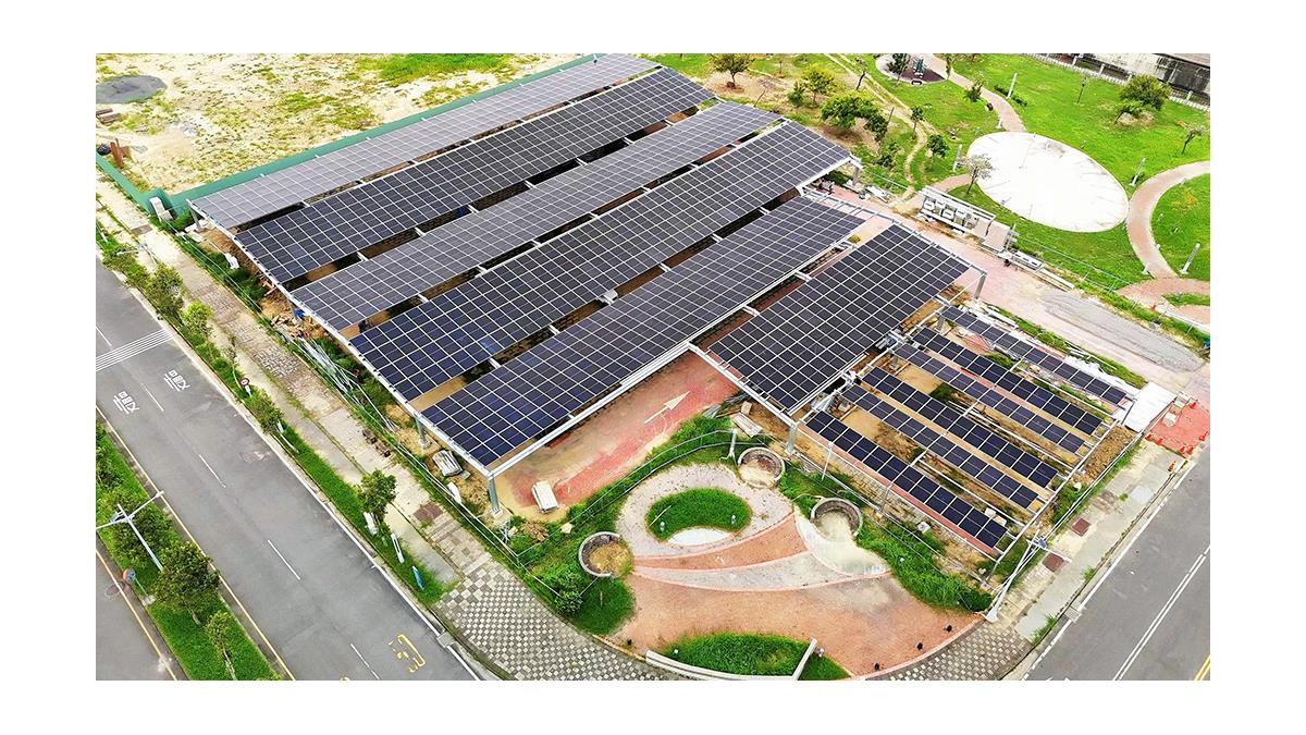 寶島陽光躍升十大綠電平台 能源轉型中最可信賴夥伴