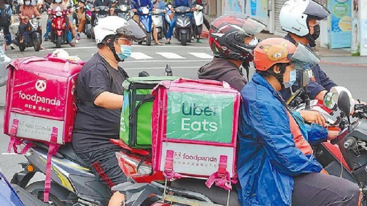 外送員主動要小費！他不爽還是給了：怕便當加料