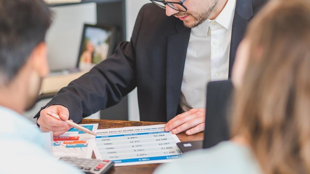 房東要收回房子！爸媽逼她「用新青安買下」 網見細節：很難過