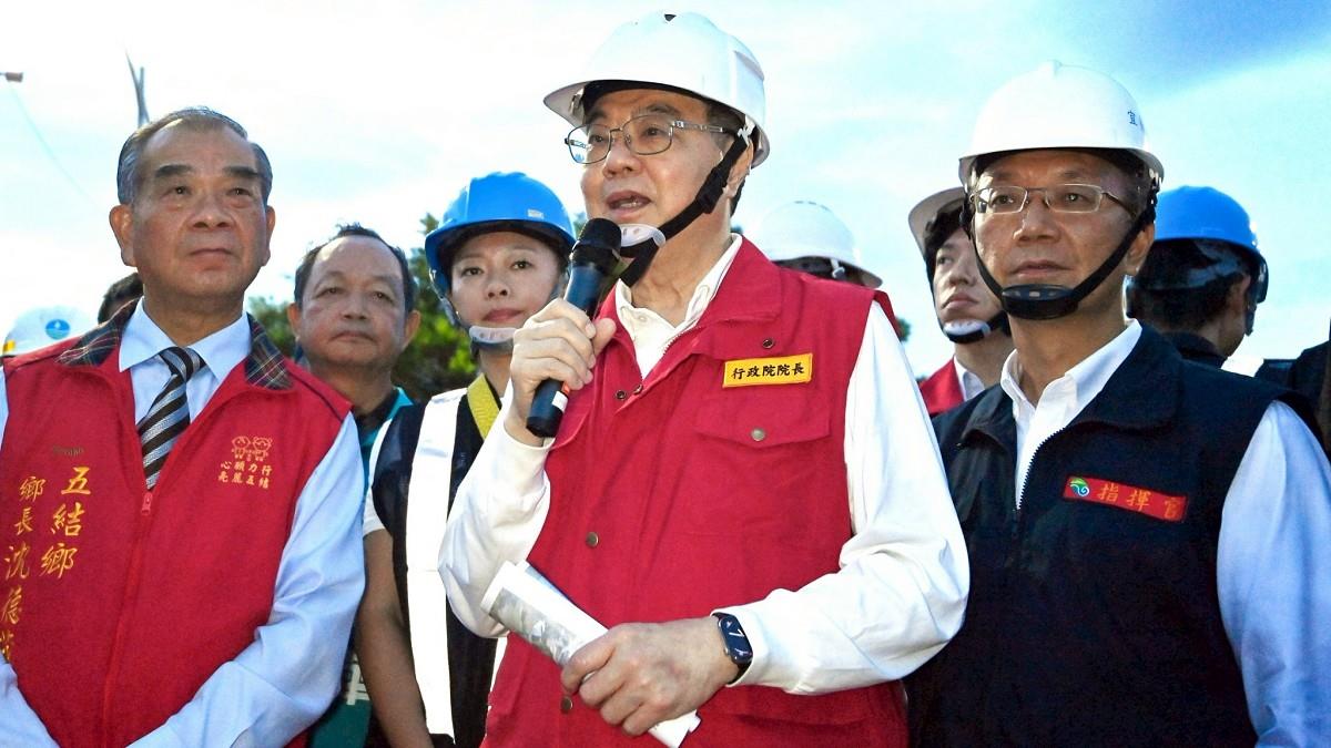 裝甲車救災毀2車！ 卓榮泰霸氣：我跟顧立雄1人賠1台