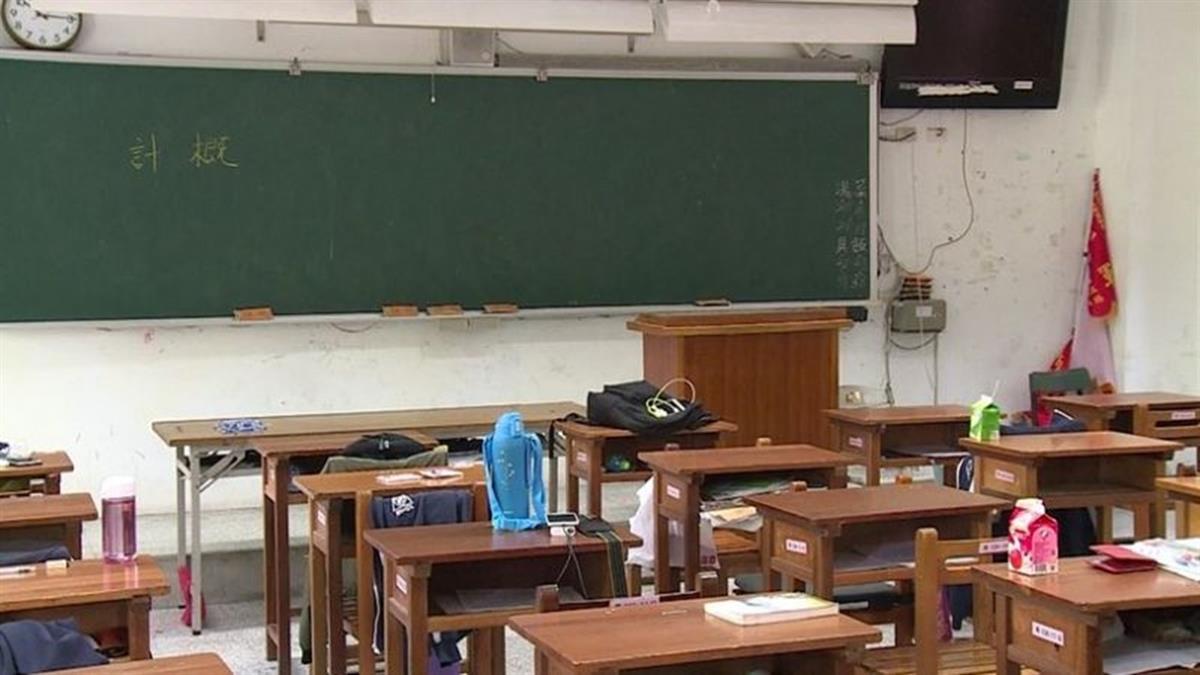 國小生持美工刀踹桌嗆「當老師了不起」 她心寒驗傷：我是來教書的