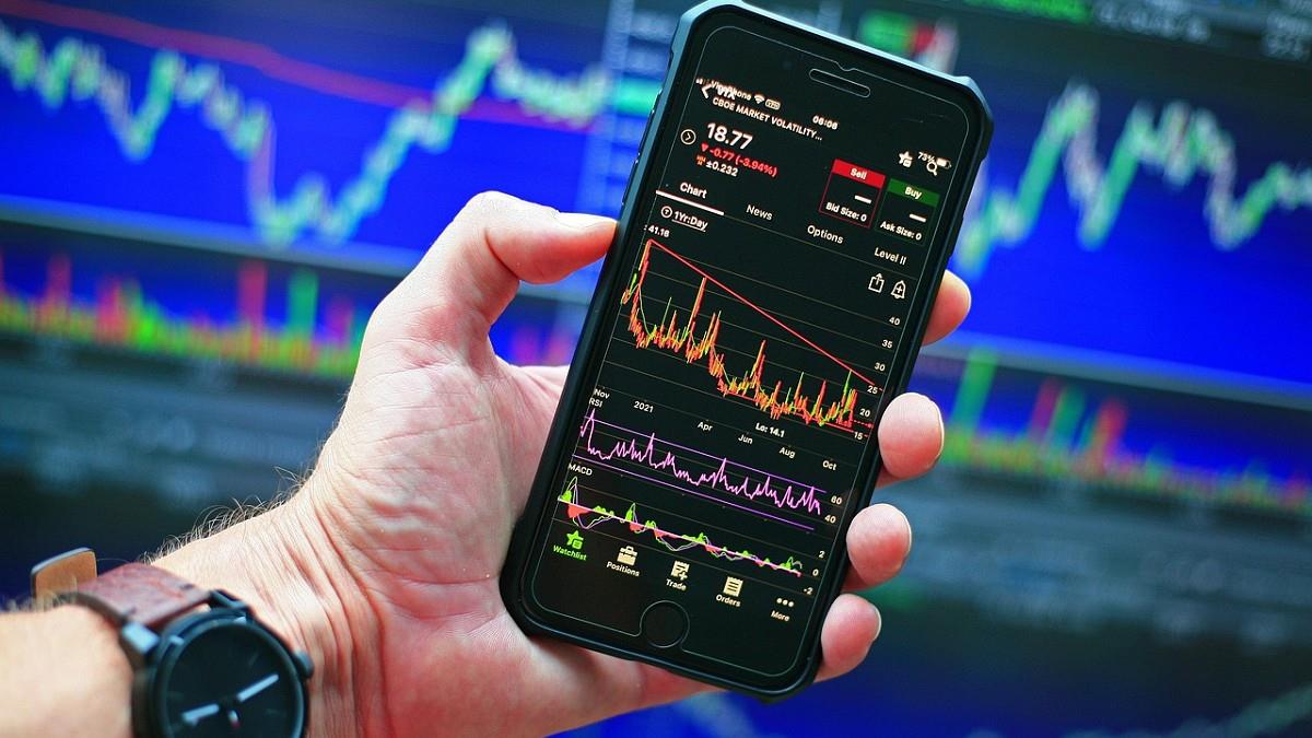 科技業內部在賣股！名嘴克萊默：AI熱潮恐消退