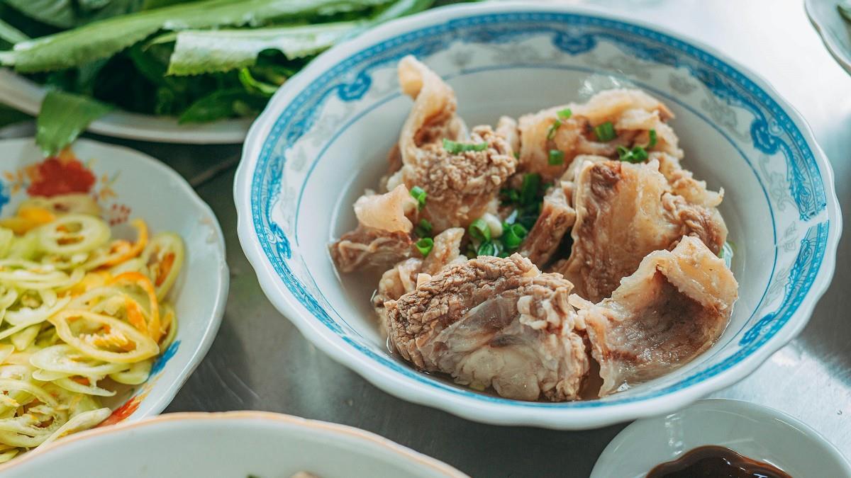 台中麵攤徵人「6萬高薪＋26%抽成」 知情人搖頭全說了