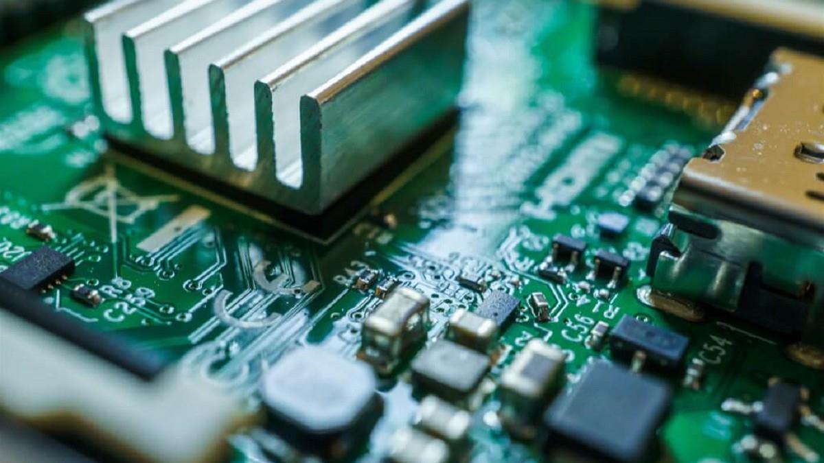 避免美中貿易戰升級 川普擬推遲開徵半導體關稅