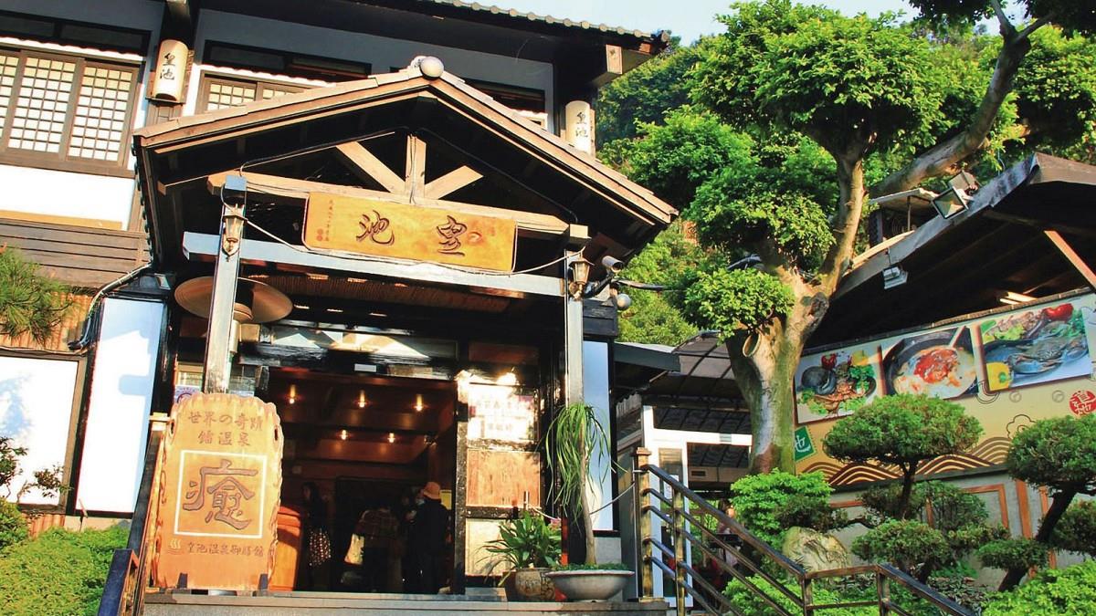 檢舉39次仍重蓋？ 北部最大溫泉會館「2間是違建」 吹哨者：建管處看看就走