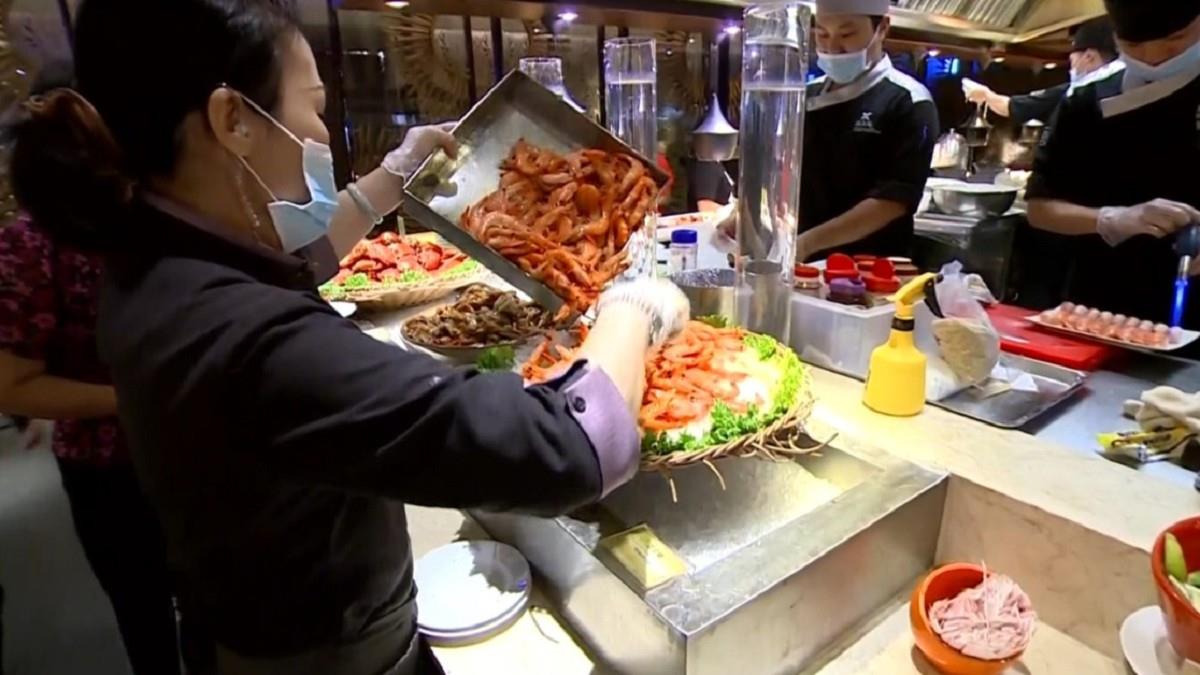 撐不住了！ 饗賓集團「5大吃到飽」全漲價 調幅、時間一次看