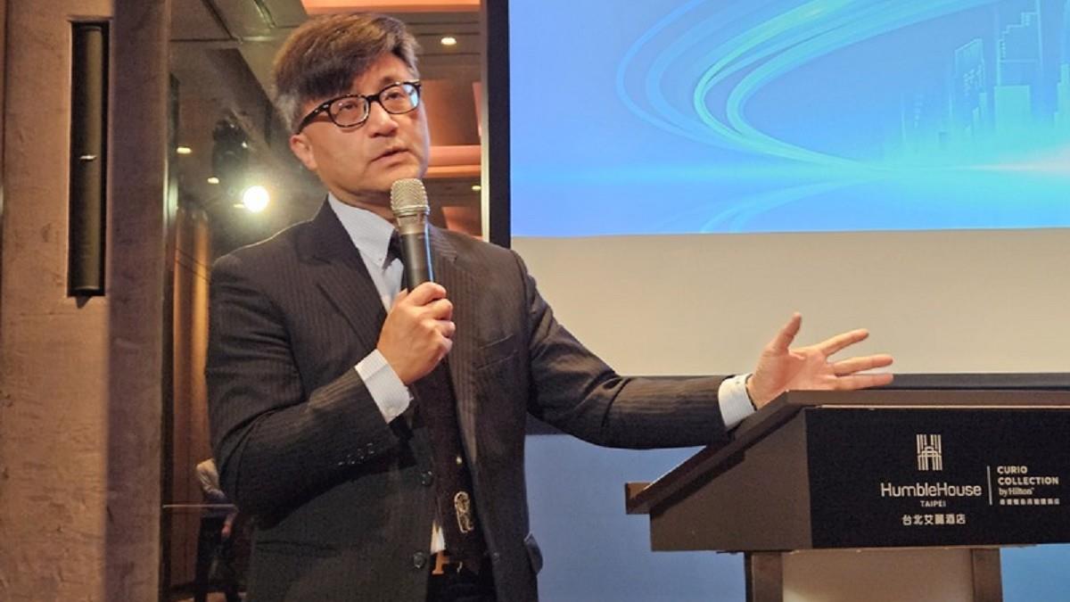 台股微笑曲線浮現！ 富邦陳奕光：明年1、4季有高點